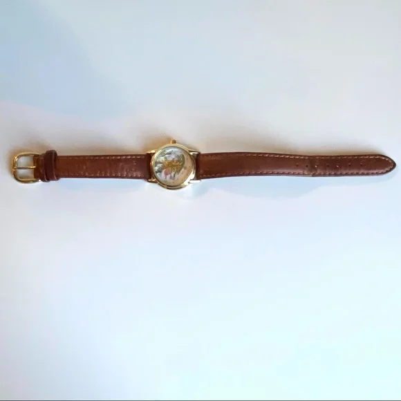 ⚡️Host Pick⚡️Limited Edition Vintage Pooh Snowflake Watch #849 of 1000🌟 - Picture 6 of 16